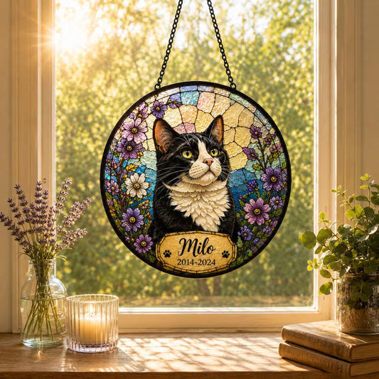 Personalized Pet Memorial Glass Suncatcher – Custom Dog or Cat Portrait with Name & Memorial Dates