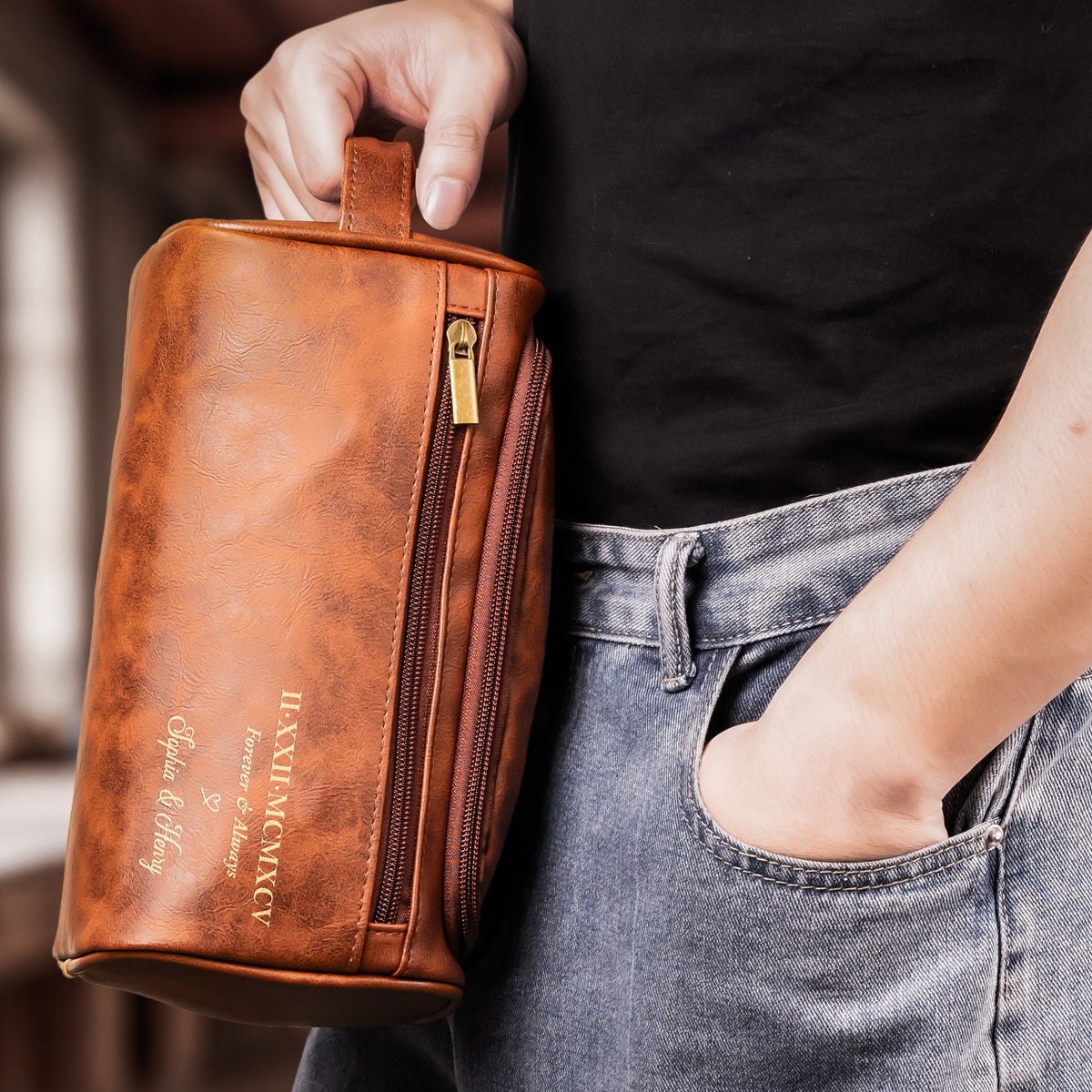 Custom Roman Numeral Date For Groom, Husband, Anniversary Wedding Gifts - Personalized Leather Toiletry Bag