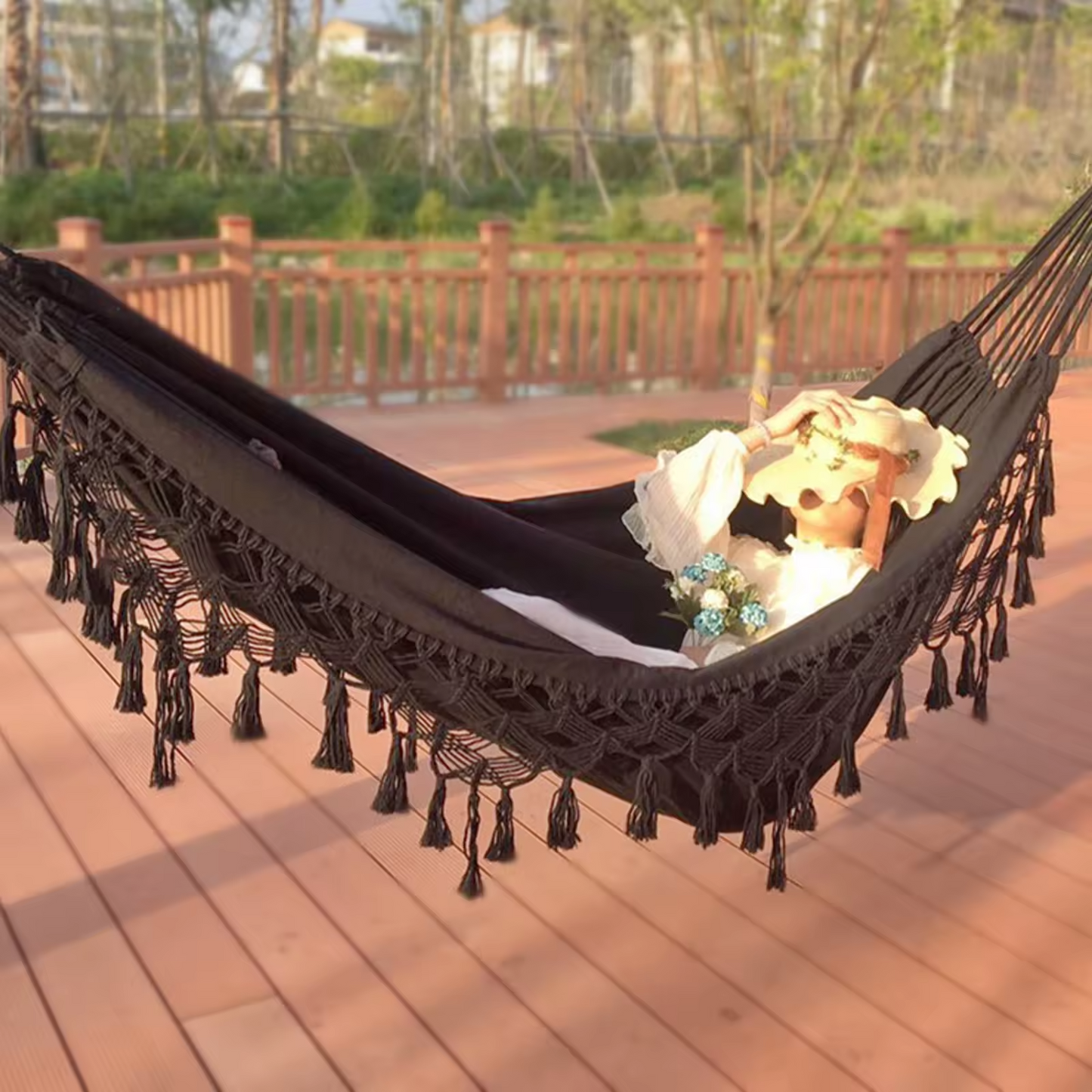 Black Serenity Hammock - Ultimate Relaxation