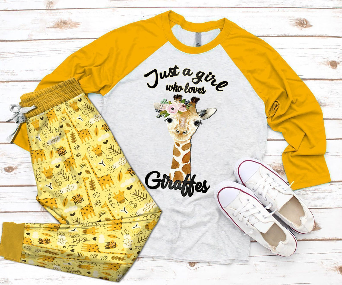 Giraffe A Who Loves Giraffes Yellow Unique Pajama Set |Sleepwear Pjs Sets | Raglan Shirt Pants Set