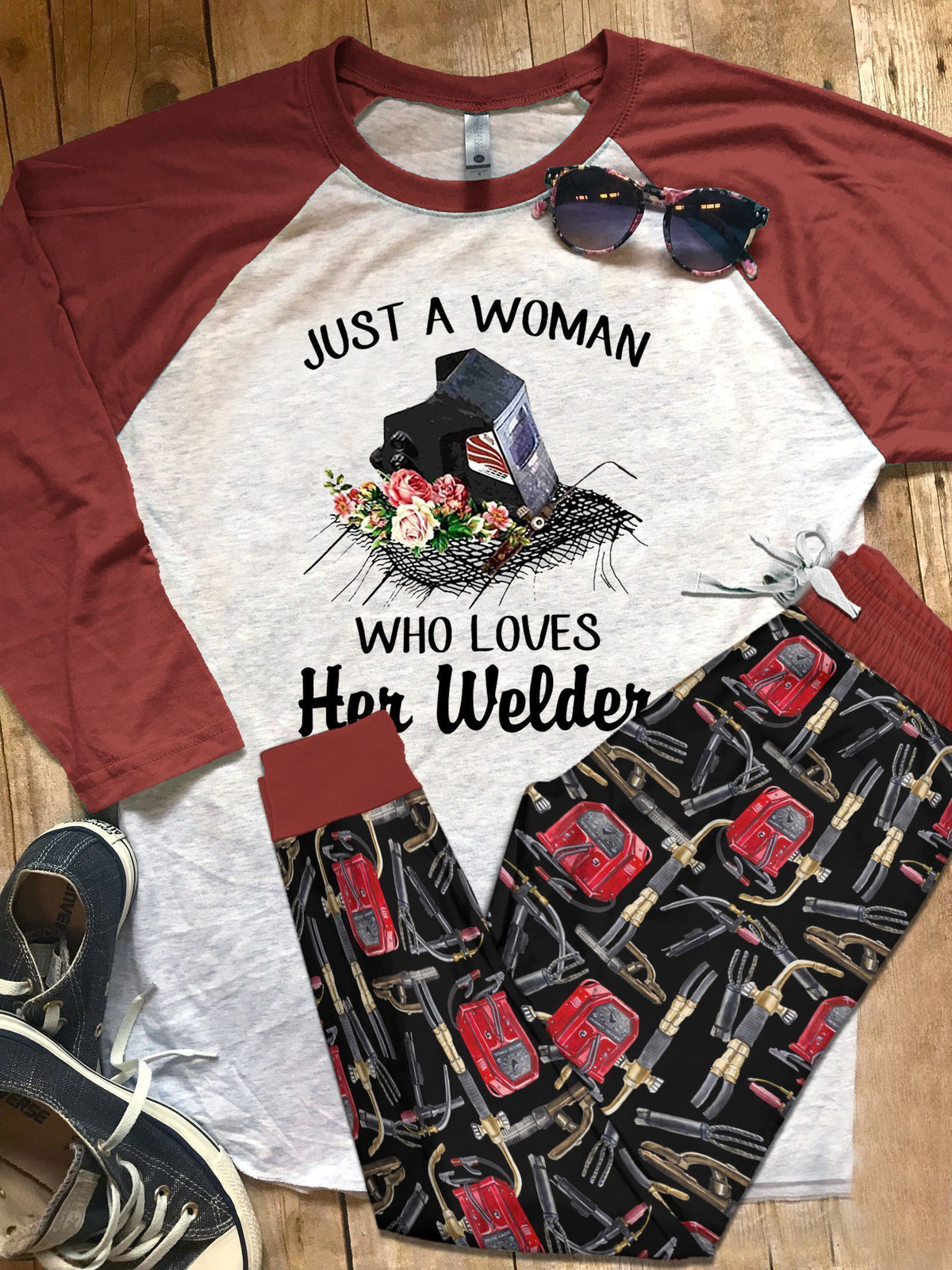 Welder A Woman Who Loves Her Welder Brown Amazing Pajama Set |Sleepwear Pjs Sets | Raglan Shirt Pants Set