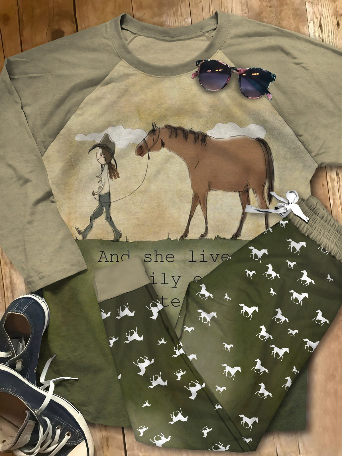 Horse She Lives Happily Pajama Set |Sleepwear Pjs Sets | Raglan Shirt Pants Set